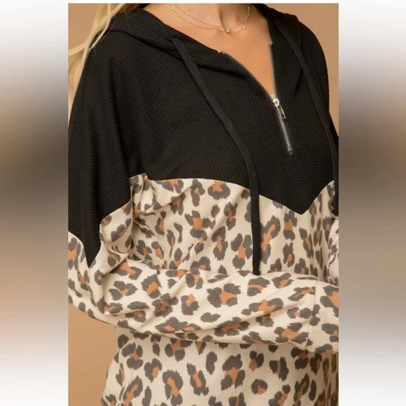 156. Leopard Print Color Block Half Zip Hoodie Black/Taupe NWT - Picture 5 of 8